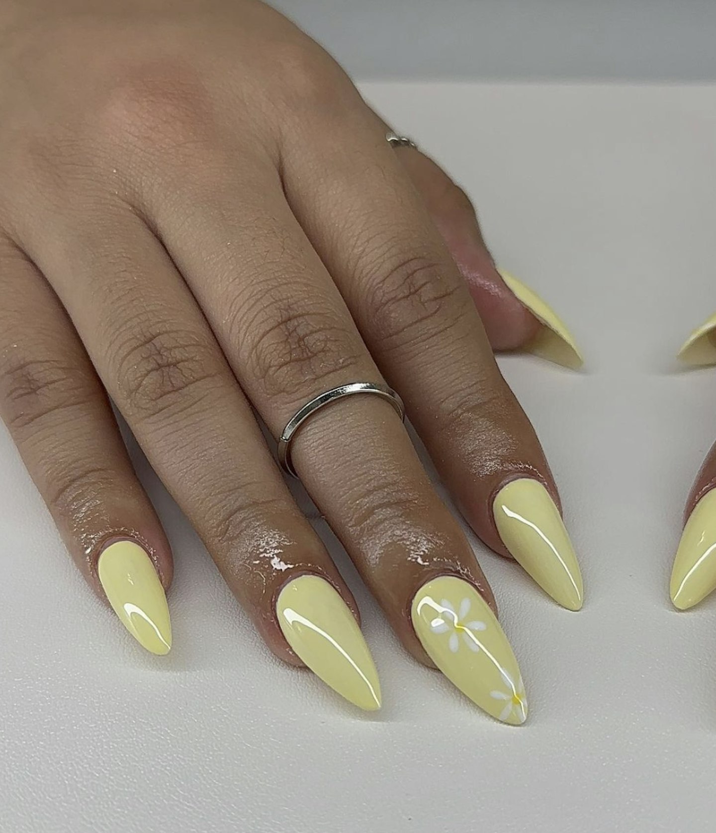 Yellow Acrylic Nails